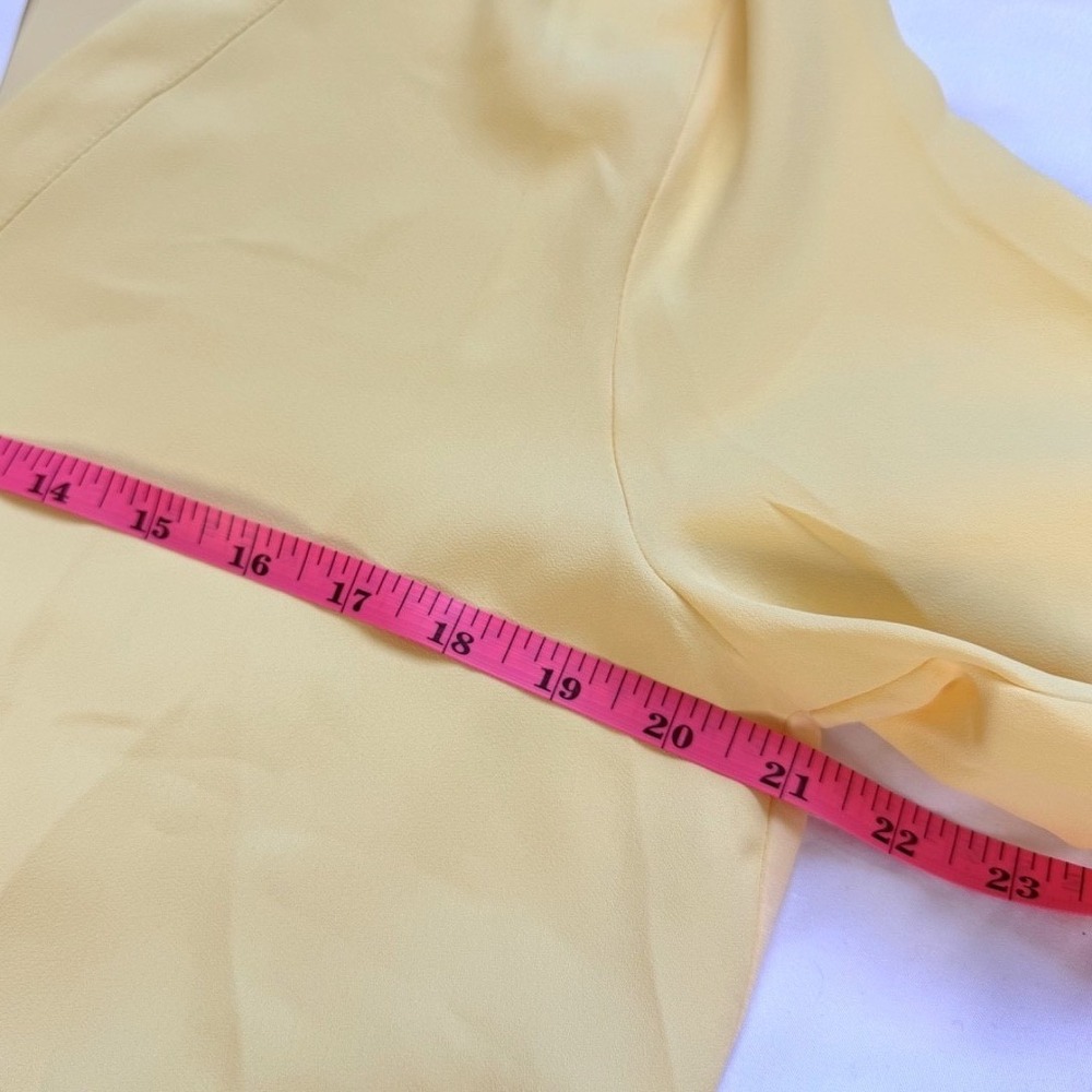 NWT Ann Taylor Women's Yellow Sunshine Mixed-Media Popover Blouse M - Picture 4 of 7